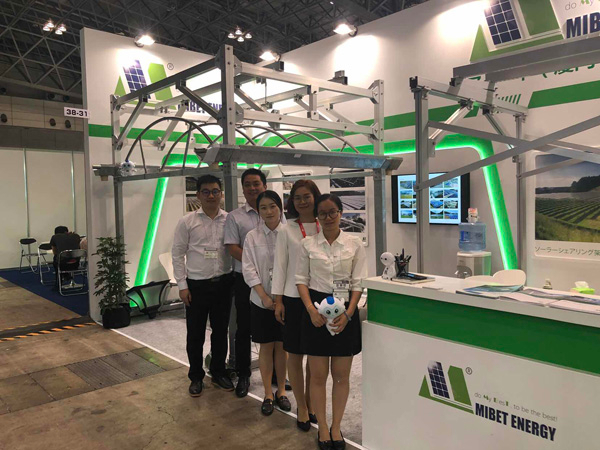 �۽�AGRI WORLD 2018حpc28�A(y��)�y�y�r(n��ng)�I(y��)���������Ů���